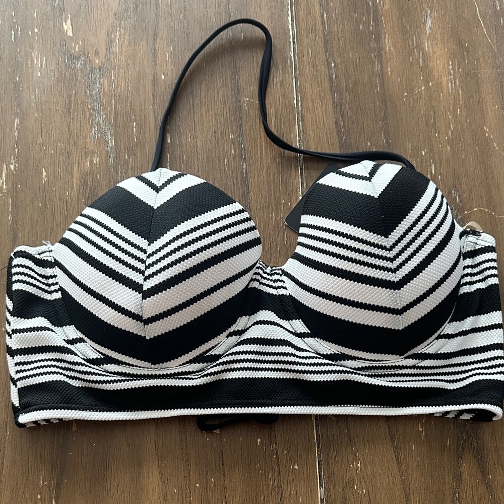 NWOT Marilyn Monroe bikini top X-Large*